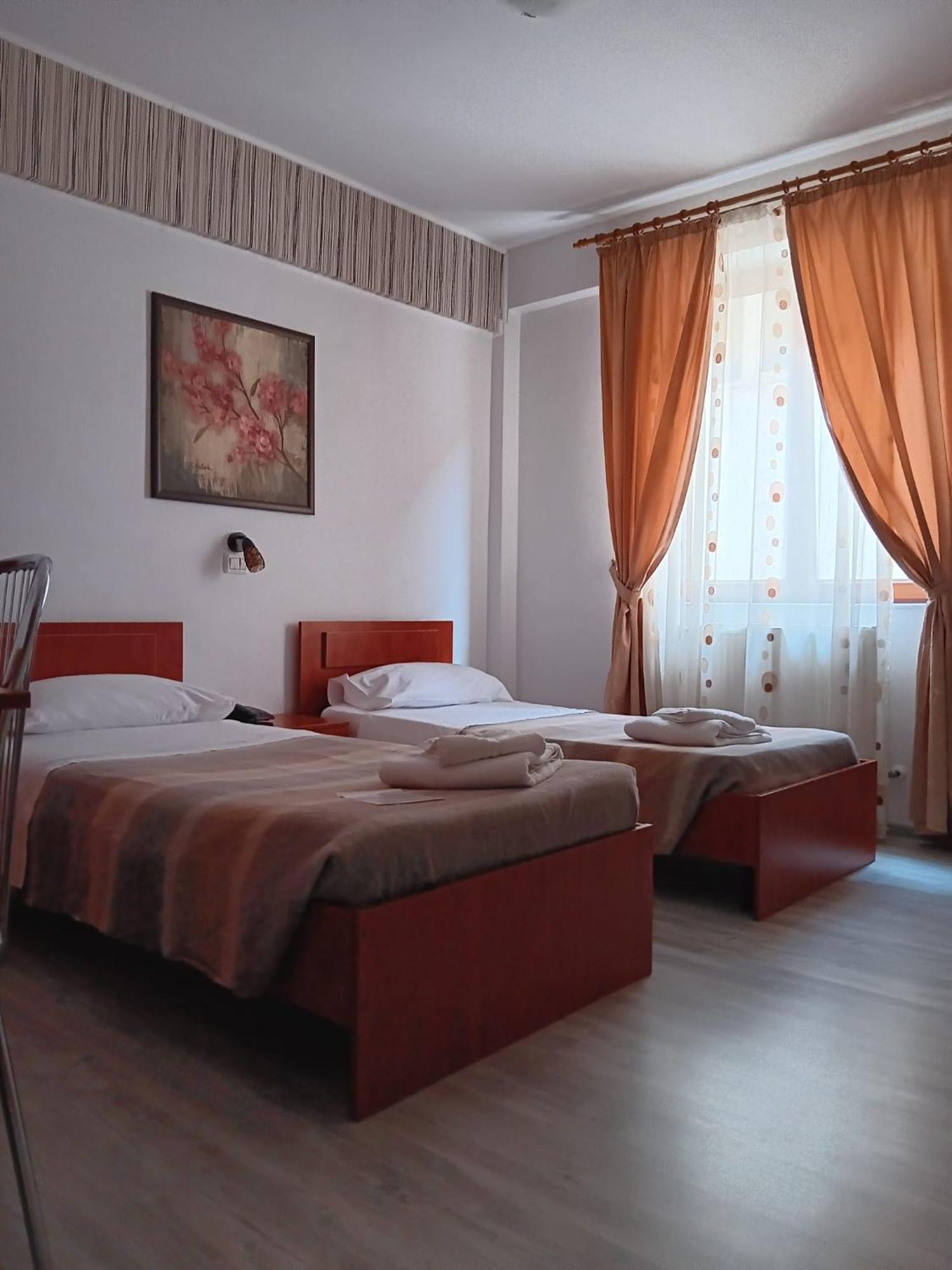Veneto Hotel 3*