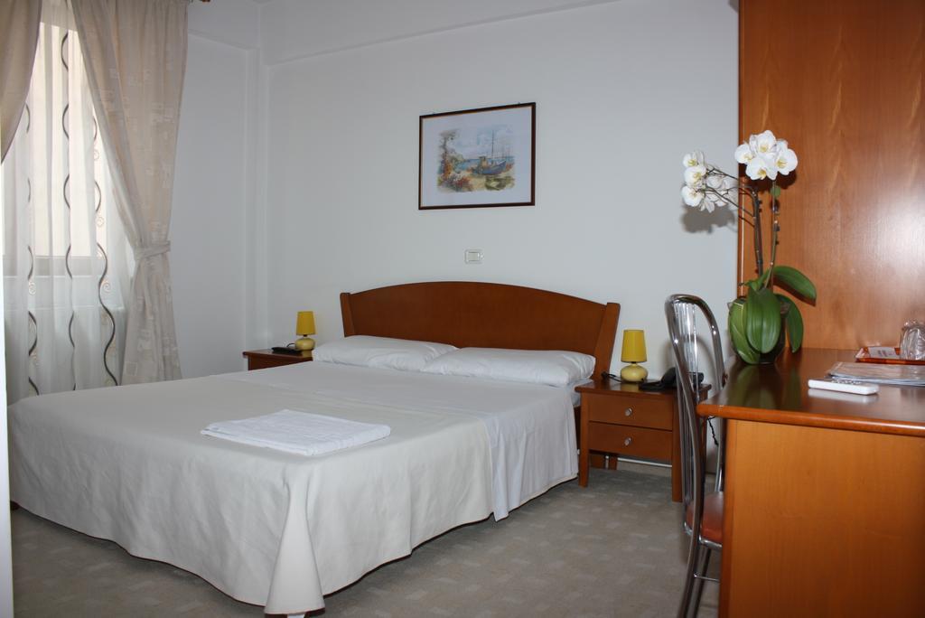 Veneto Hotel 3*